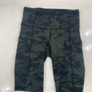 Lululemon Fast and Free camo shorts 4